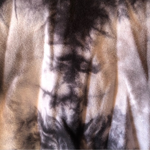 Over the Limit cropped tie dye hoodie womens size M drop shoulder - Picture 2 of 6